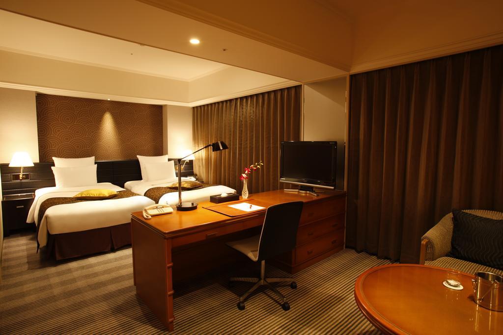 โอกินาวา ฮาร์เบอร์วิว โฮเต็ล Hotel นาฮะ ภายนอก รูปภาพ