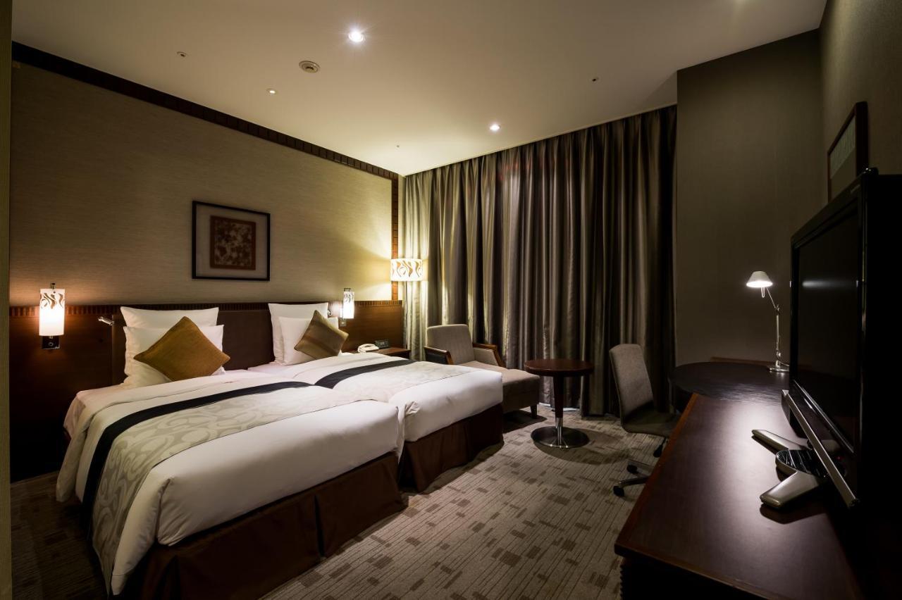โอกินาวา ฮาร์เบอร์วิว โฮเต็ล Hotel นาฮะ ภายนอก รูปภาพ